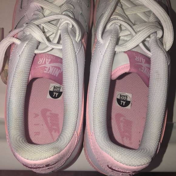Size 7 girls pink and white clean asl Air Force 1 no scuffs no creases - Picture 8 of 9